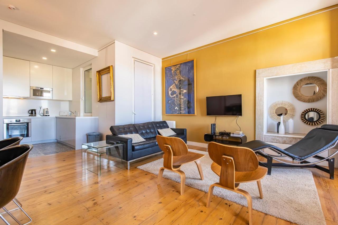 Castelo Design Aparment W/ Balcony & Super View By Lovelystay Lisbon Exterior photo