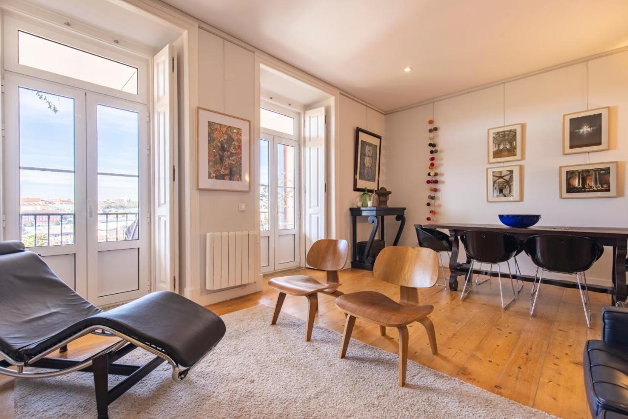 Castelo Design Aparment W/ Balcony & Super View By Lovelystay Lisbon Exterior photo