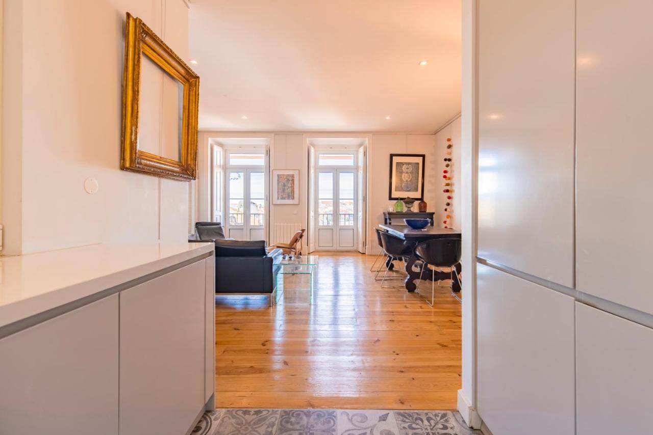 Castelo Design Aparment W/ Balcony & Super View By Lovelystay Lisbon Exterior photo