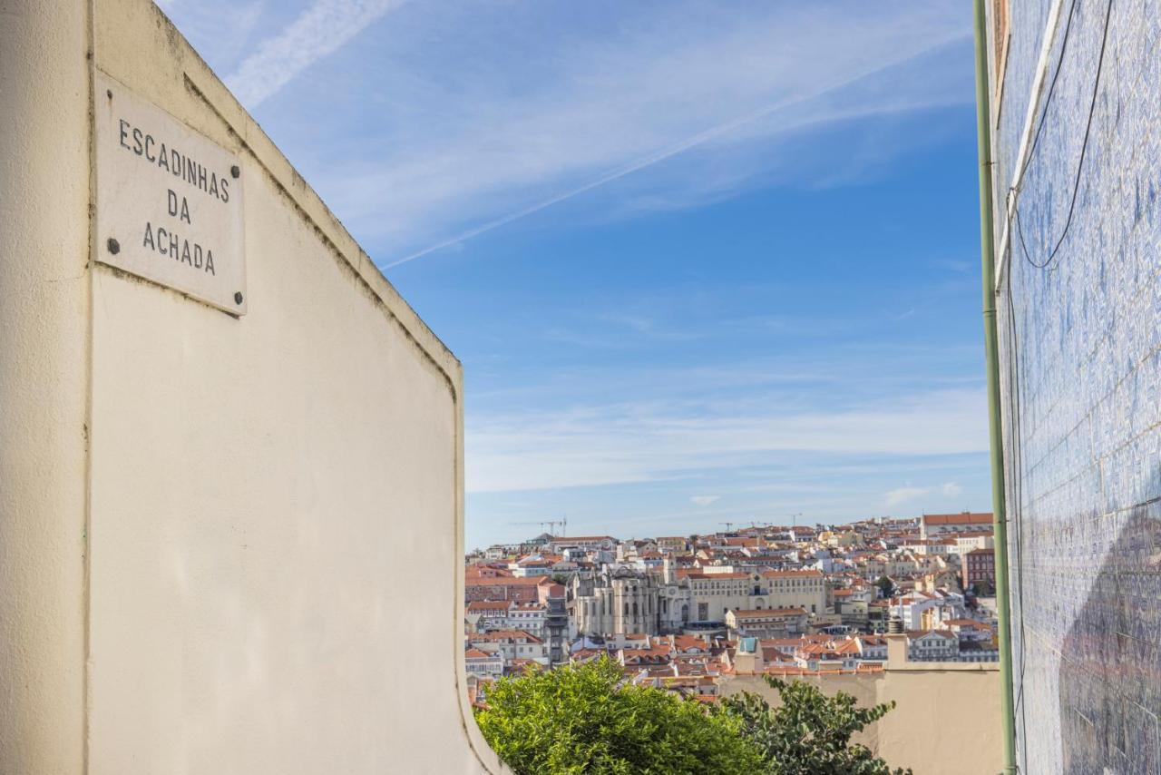Castelo Design Aparment W/ Balcony & Super View By Lovelystay Lisbon Exterior photo