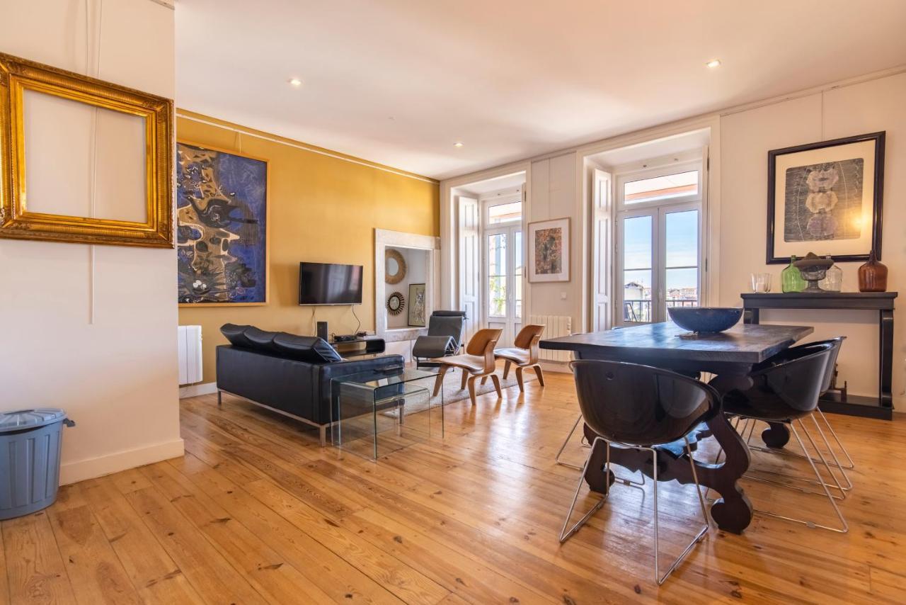 Castelo Design Aparment W/ Balcony & Super View By Lovelystay Lisbon Exterior photo